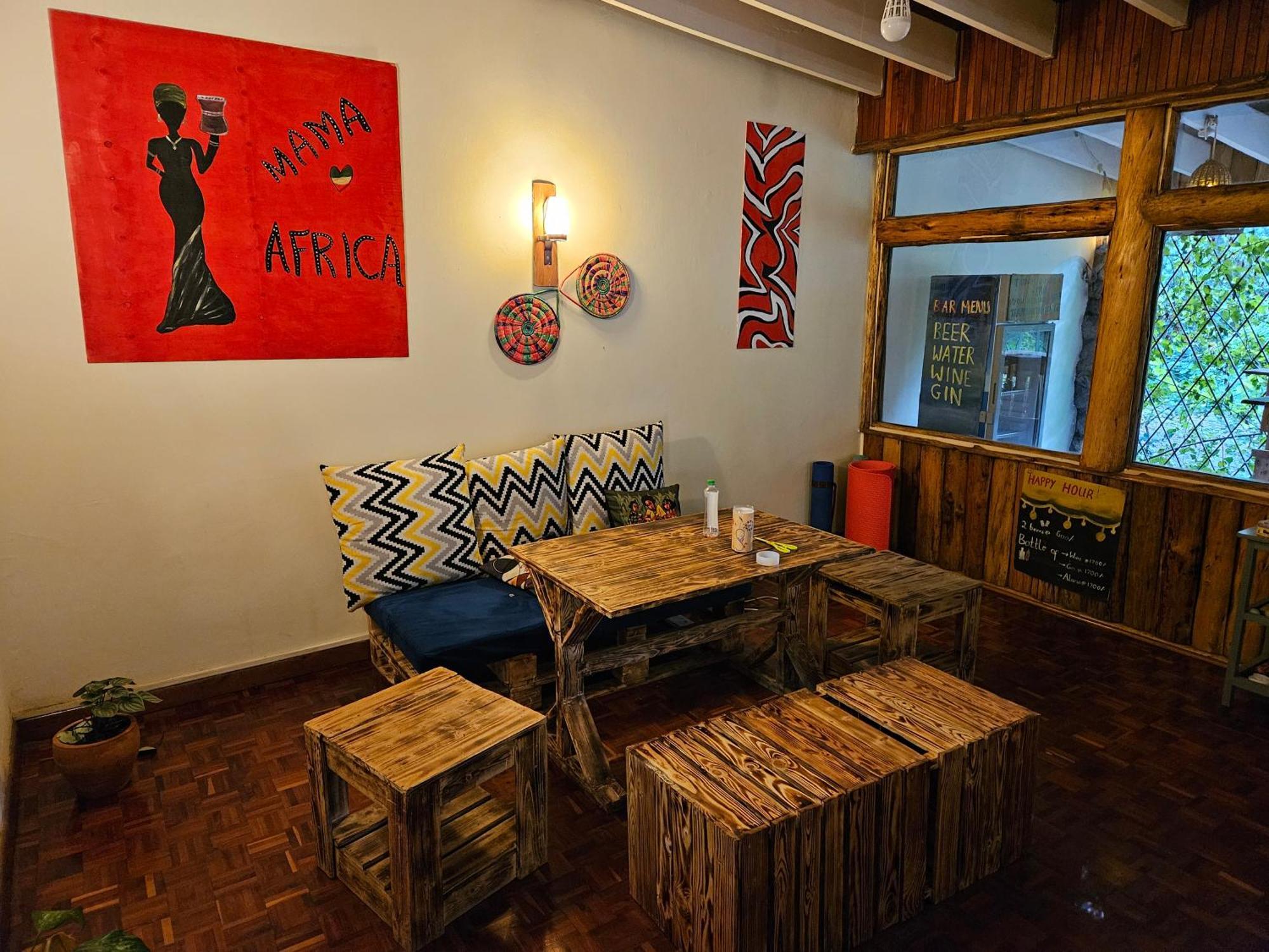 Mad Vervet Nairobi Backpackers Hostel Экстерьер фото